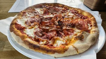 Ideolo Pizza Elbląg - Restauracja