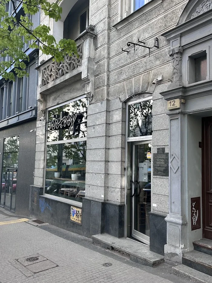 ISTNY wine tapas beer - Restauracja Poznań