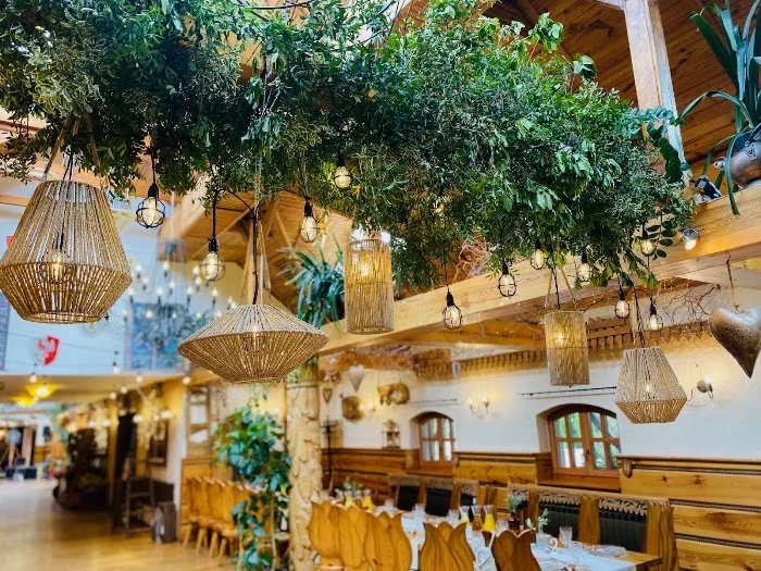 Karczma Podkowa Leśna Restauracja & Noclegi