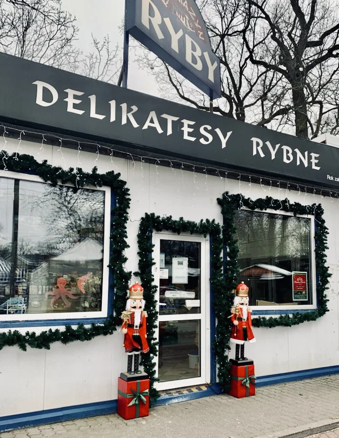 Karmazyn - Delikatesy rybne - Restauracja Milanówek