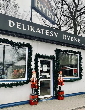 Karmazyn - Delikatesy rybne - Restauracja Milanówek