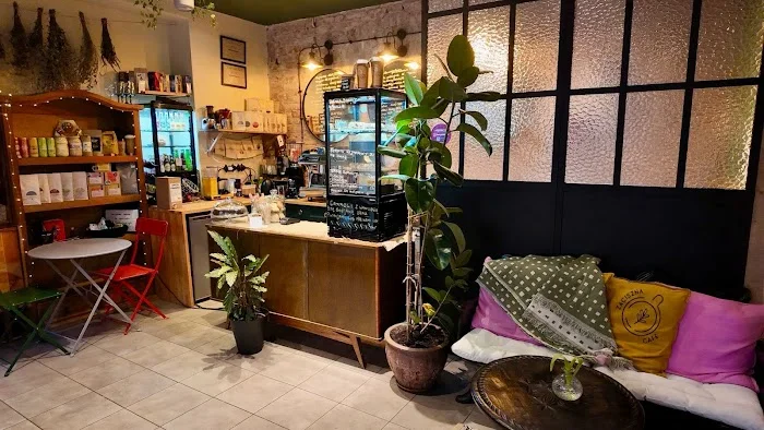 Kawiarnia Zaciszna | Kawa | Herbata | Soki | Przekąski | Śniadania | D - Restauracja Szczecin