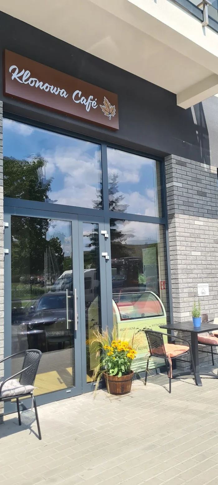 Klonowa Cafe - Kawiarnia Kielce