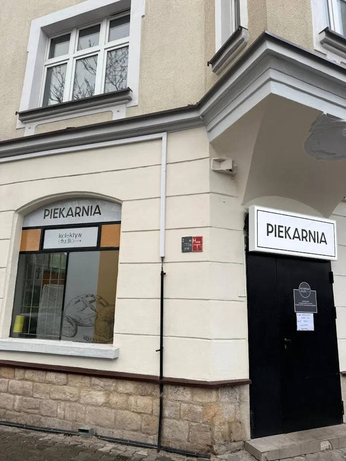 KOLEKTYW STUDIO PIEKARNIA - Restauracja Chorzów