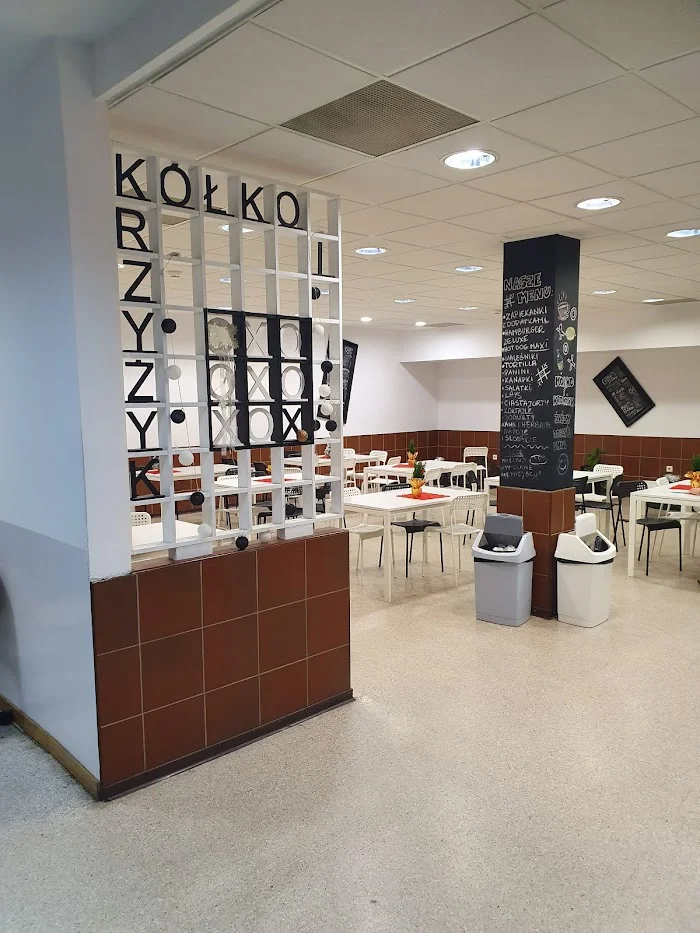 Kółko i Krzyżyk - Bufet UKSW - Restauracja Warszawa