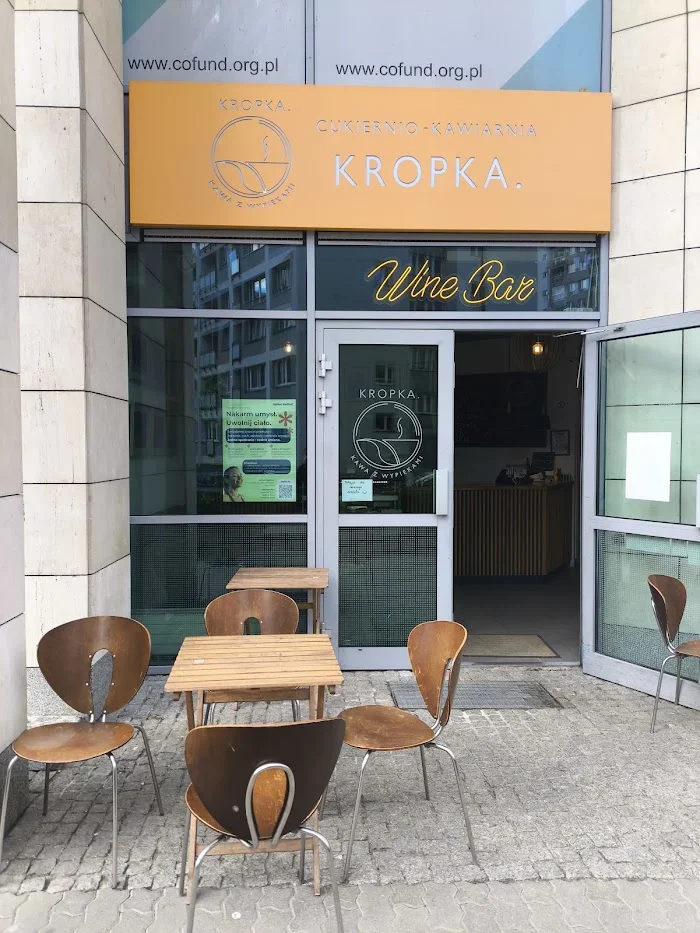 Kropka. Kawa z wypiekami - Restauracja Warszawa