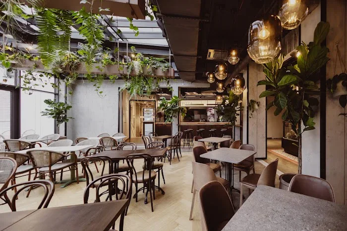 Kulinarna Kamienica FOOD HALL - Restauracja Poznań