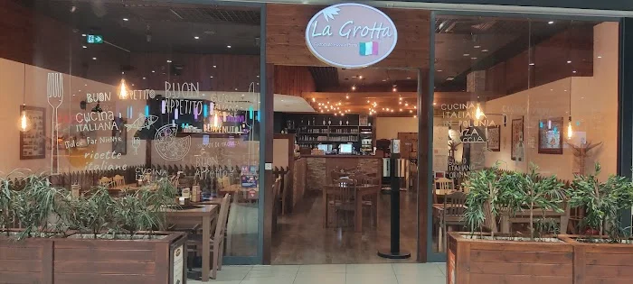 La Grota Pasaż Grunwaldzki - Restauracja Wrocław