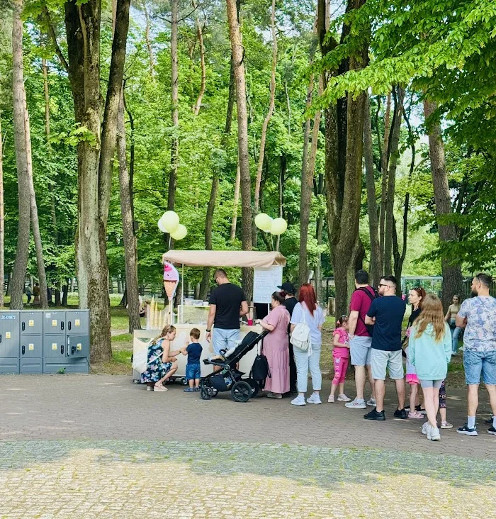 Lodostany - park konstytucji - Restauracja Białystok
