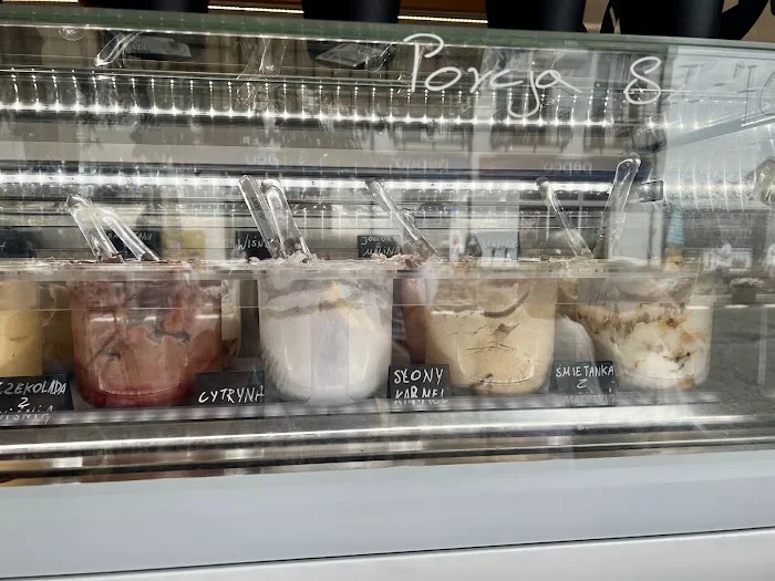 Lody Bałwanki - Restauracja Ustka