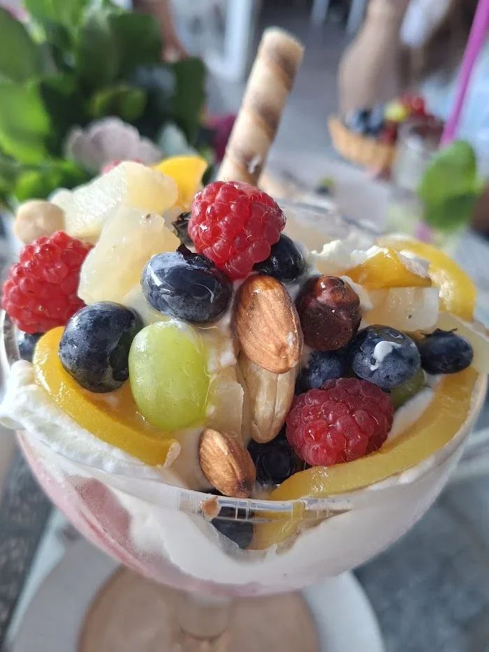 Lody Gofry Desery Kawy Naleśniki - Restauracja Mielno