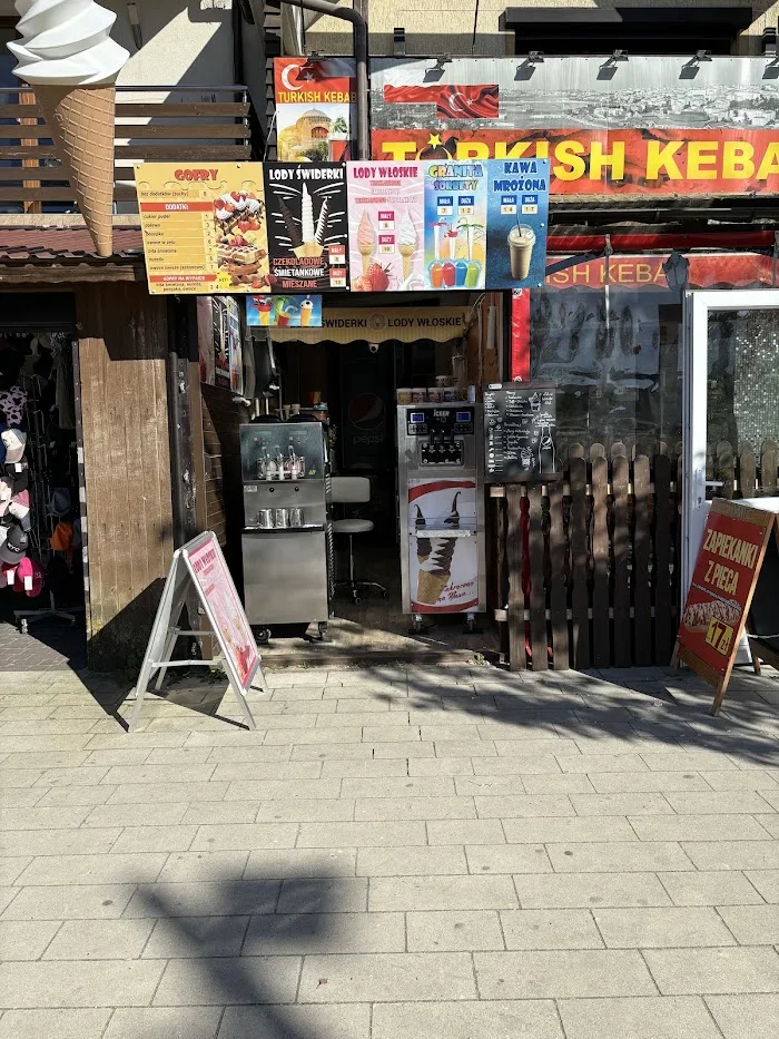Lody na deptaku - Restauracja Władysławowo