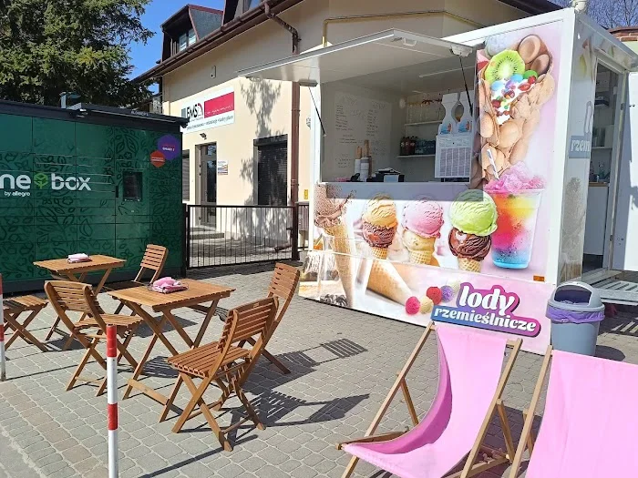 Lody rzemieślnicze, gofry bąbelkowe - Restauracja Piotrków Trybunalski