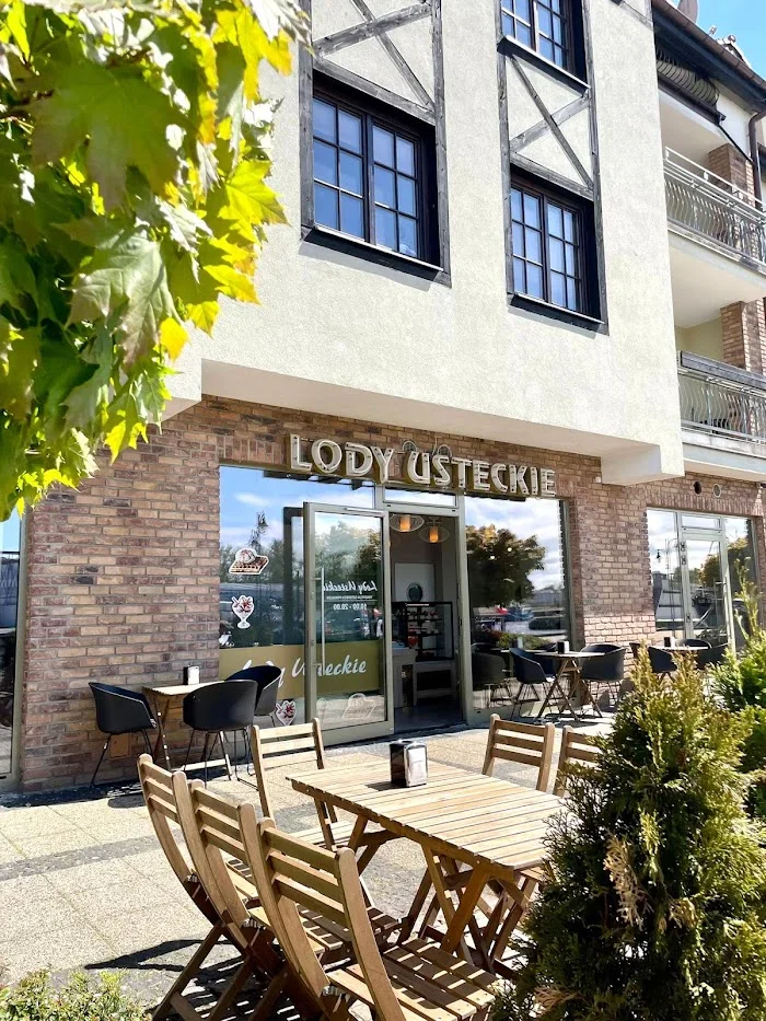 Lody Usteckie - Restauracja Ustka