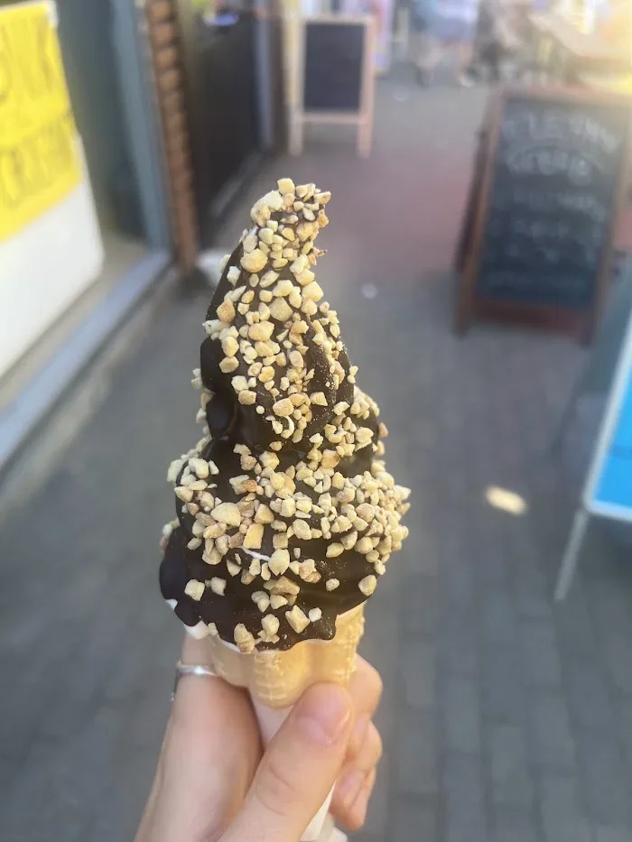 Lodziarnia, świderki, włoskie, gofry - Restauracja Władysławowo