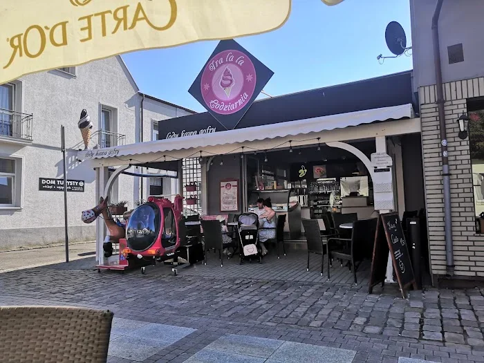 Lodziarnia TRA LA LA - Restauracja Łeba