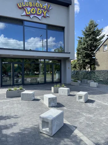 Lodziarnia Ulubiona - Restauracja Kobyłka