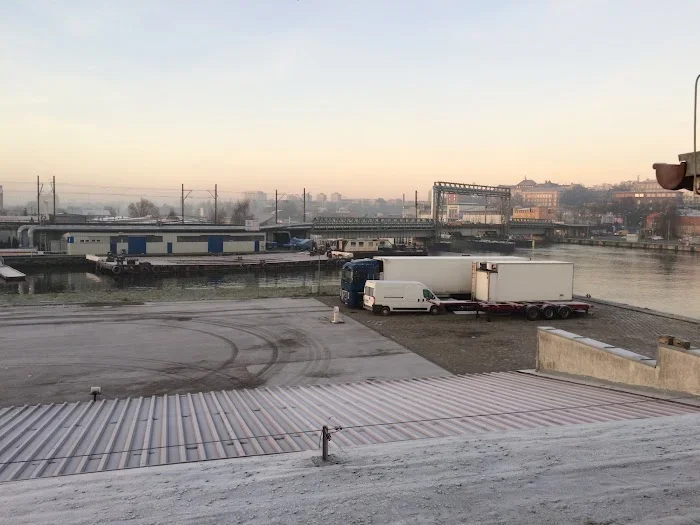 Lux Fish - Hurtownia Ryb i Przetworów Rybnych - Restauracja Szczecin