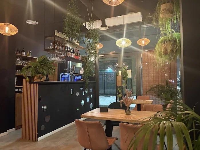 Mai-Thuy - Restauracja Podkowa Leśna