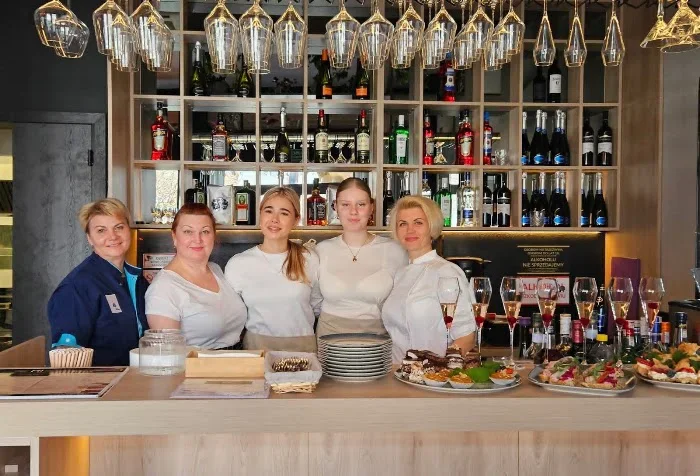 "Mała Historia" - Restauracja Legnica