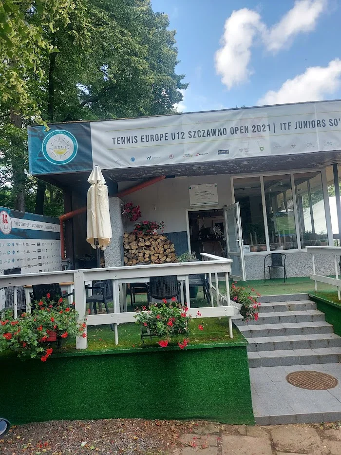 Manowce- bistro bar na kortach - Restauracja Wałbrzych