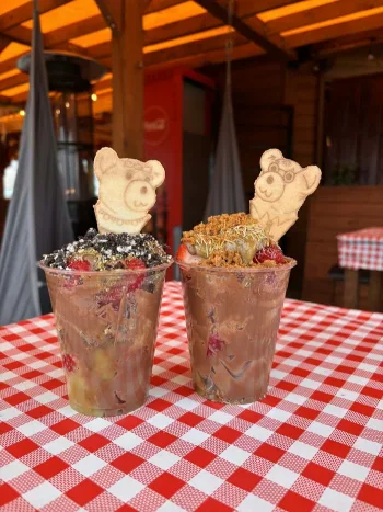 Manufaktura owoców w czekoladzie - Restauracja Mława