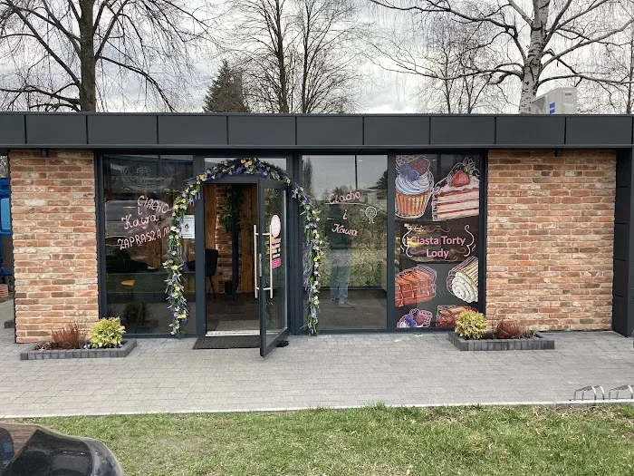 Marchewkowa Cukiernia - Restauracja Kobyłka