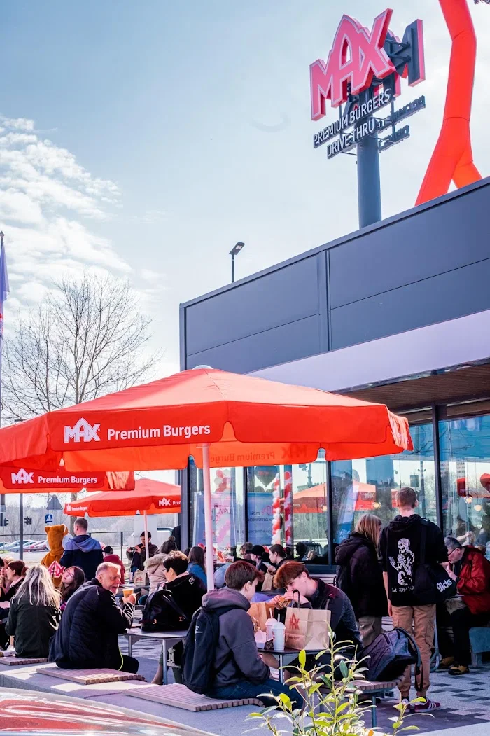 MAX Premium Burgers - Restauracja Olsztyn