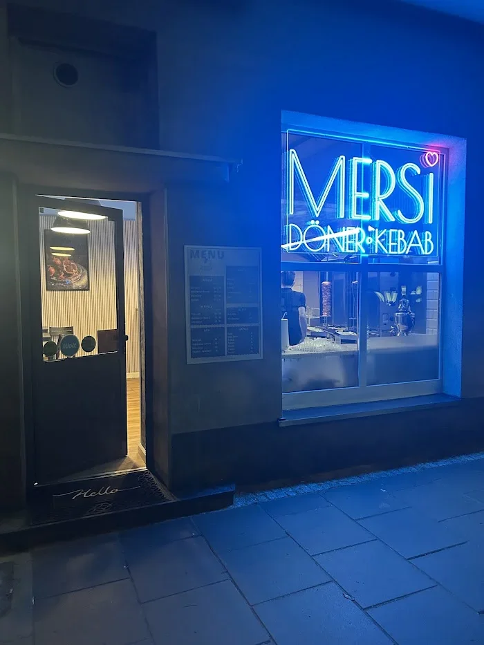 Mersi Kraftowy Doner Kebab - Restauracja Warszawa