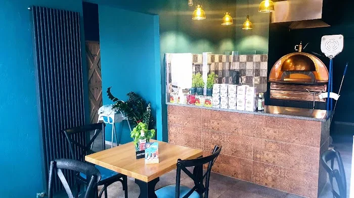 Miedziany Piec - Pizza napoletana AVPN nr 895 - Restauracja Częstochowa