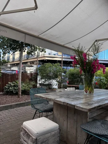 Miedzy Nami Cafe - Kawiarnia Warszawa