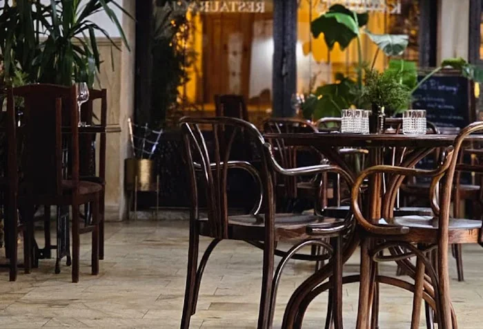 Między Nami food & cocktails - Kawiarnia Jelenia Góra