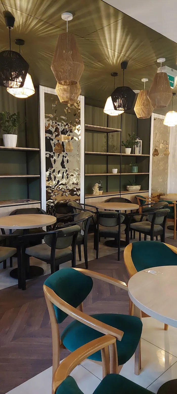 Minus Jeden Kawiarnia Krynica-Zdrój