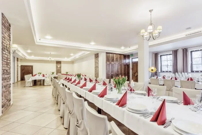 Modrzewiowy Dwór - Restauracja Gliwice