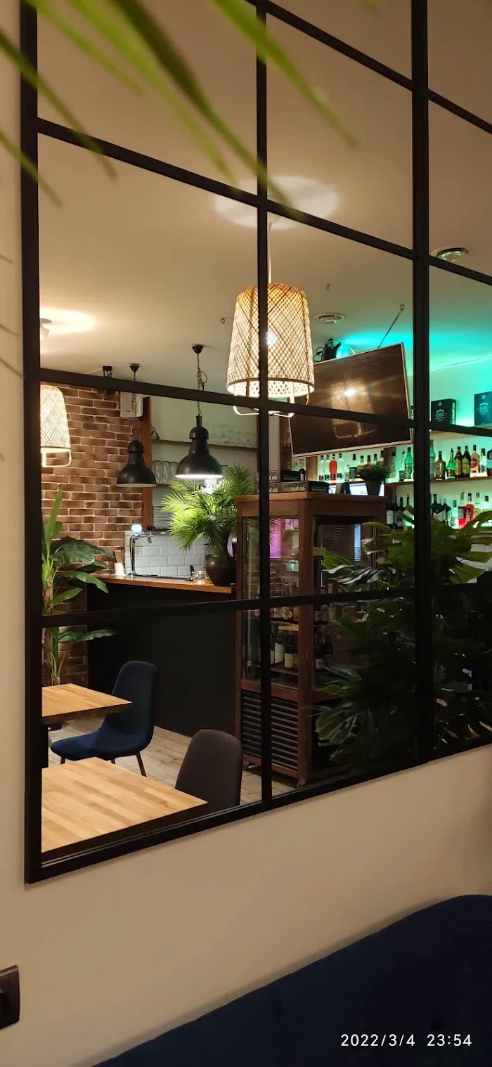 MONTOWNIA SMAKÓW - Restauracja Warszawa