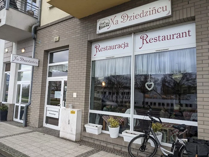 "Na Dziedzińcu" - Restauracja Świnoujście