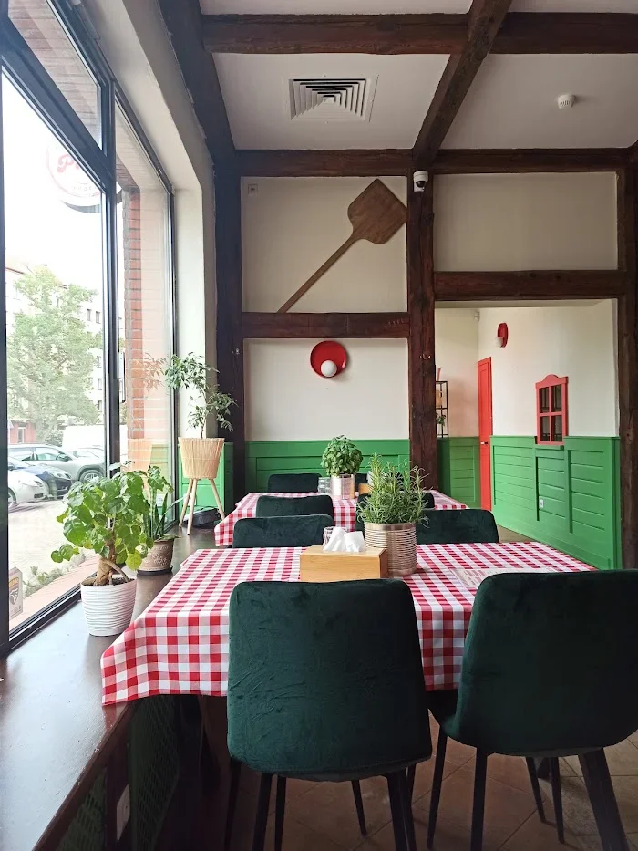 Najlepsza W Mieście - Pizza Wrocław - Restauracja