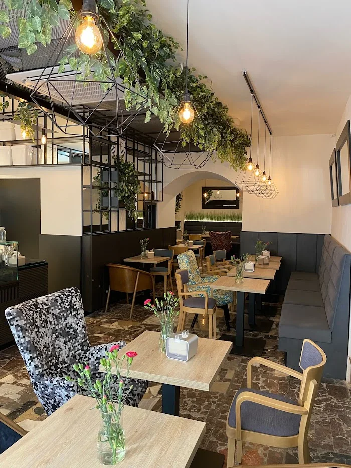 Nakielny Kawa i Wypieki - Restauracja Kraków