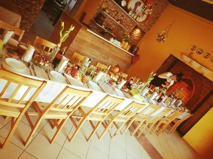 Naleśnikarnia Pierogarnia Na Ruskie IMPREZY PRZYJĘCIA OKOLICZNOŚCIOWE  - Restauracja Radom