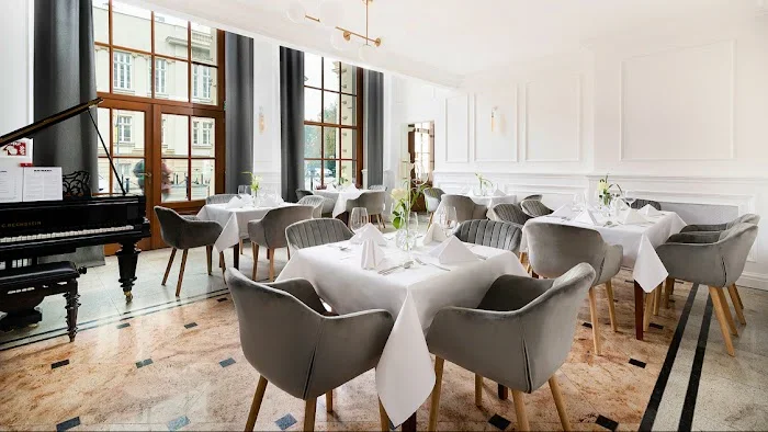 NIEZNANA. by IBB Grand Hotel Lublin - Restauracja