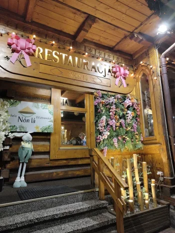 Nón Lá Zakopane - Restauracja