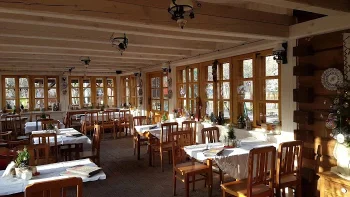 Oberża Pod Złotym Prosiakiem - Restauracja Sochaczew