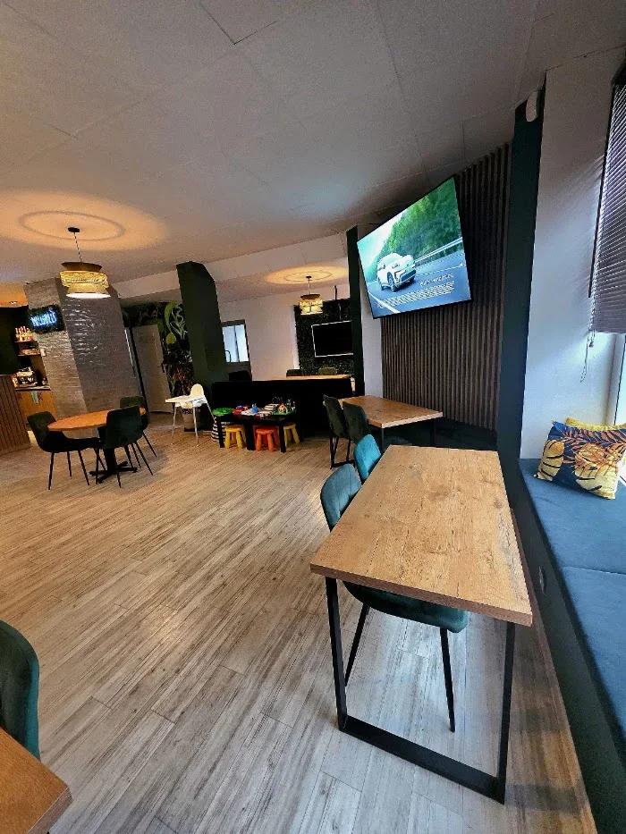 Parmezan Bistro Lublin - restauracja, jedzenie z dowozem, imprezy okol