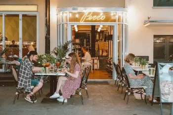 Pezzo - pizza na nożyczki - Restauracja Warszawa