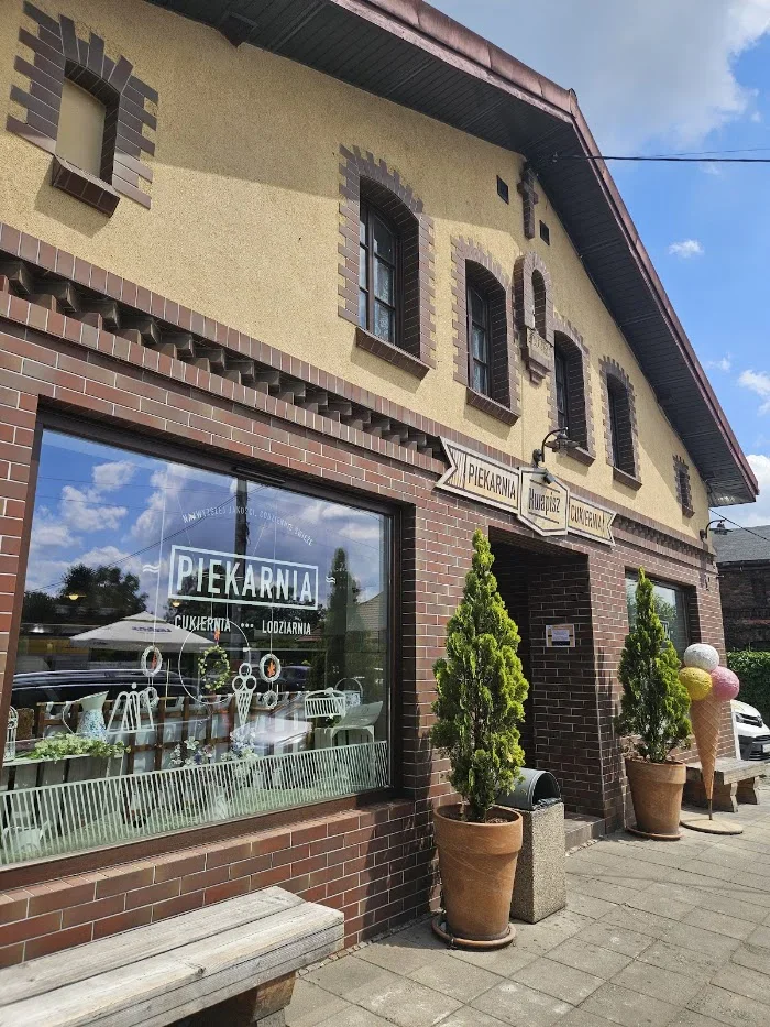 Piekarnia Cukiernia Lodziarnia Kwapisz - Restauracja Bytom