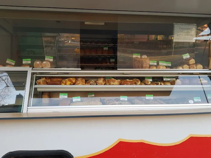 Piekarnia MIROŚ Renault - Restauracja Jelenia Góra