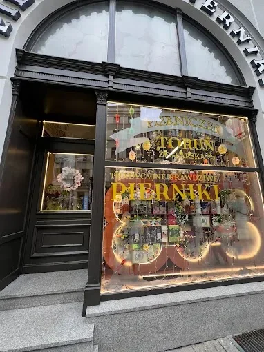 Pierniczek Wyroby Cukiernicze Pamiątki S.C. Toruń - Restauracja