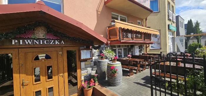 Piwniczka u Jerzego Waśkowskiego - Restauracja Władysławowo