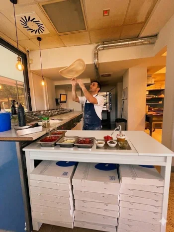 Pizza Express i Burgery od 2001 r. - Restauracja Poznań