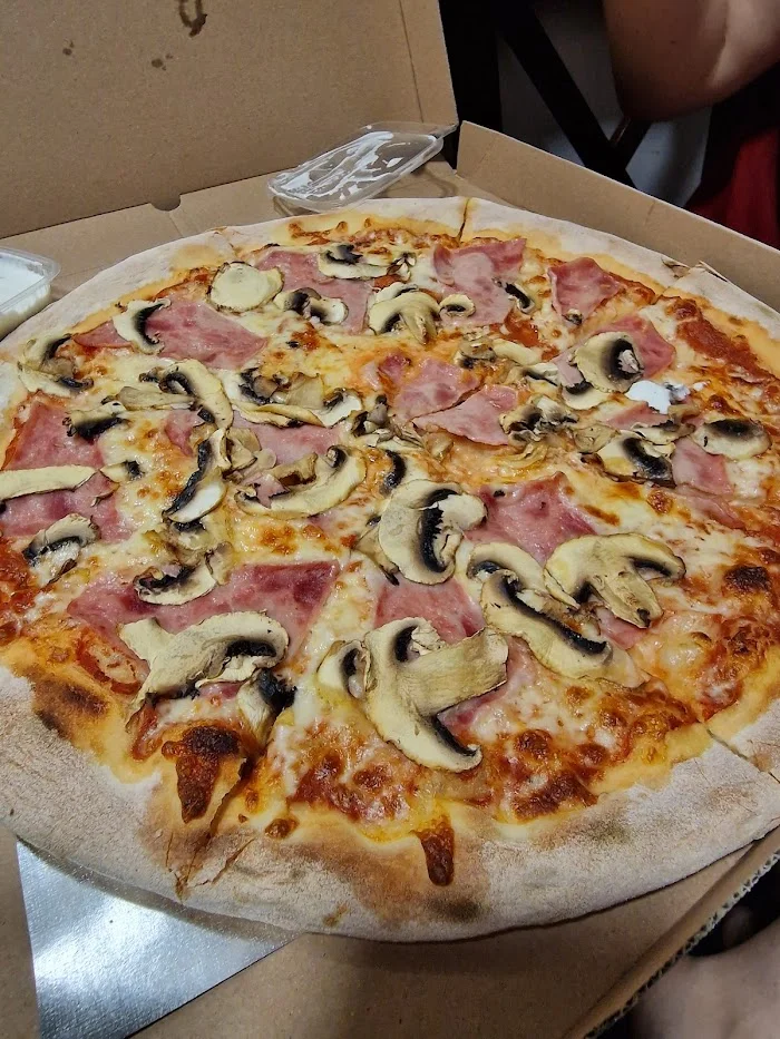 Pizza from Oven - Restauracja Warszawa